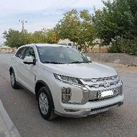 Mitsubishi Outlander 2021