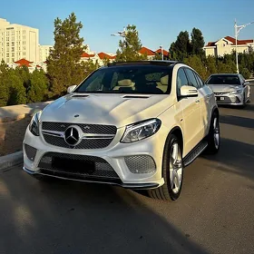 Mercedes-Benz GLE-Class Coupe 2017