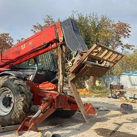 Kara Forklift 2002