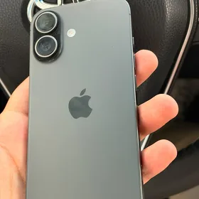iPhone 17