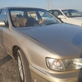 Infiniti I30 1998