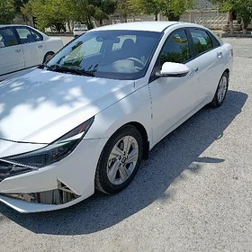 Hyundai Elantra 2021