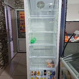 витринный холодильник