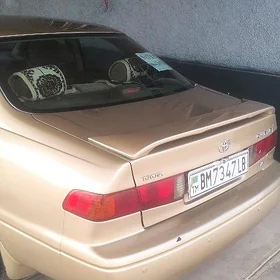 Toyota Camry 2001