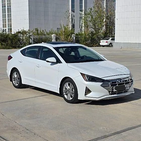 Hyundai Elantra 2020