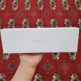 Apple iWatch 11