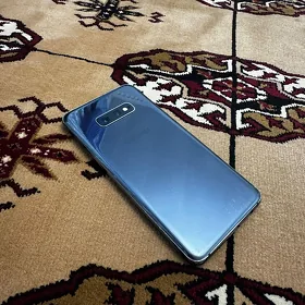 Samsung S10e