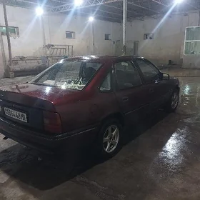 Opel Vectra 1989