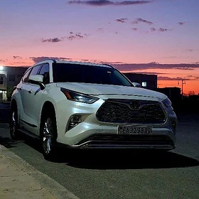 Toyota Highlander 2021