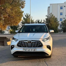 Toyota Highlander 2023