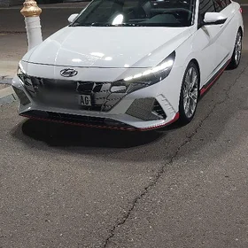 Hyundai Elantra 2022