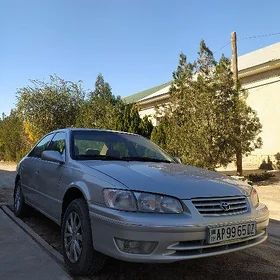 Toyota Camry 1999
