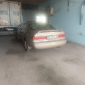 Toyota Camry 2001