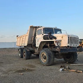 Ural 5557 2012