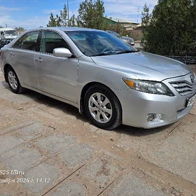 Toyota Camry 2011