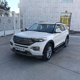 Ford Explorer 2022