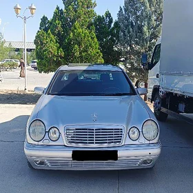 Mercedes-Benz E-Class 1999