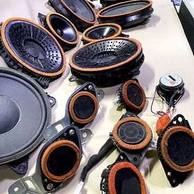 TOYOTA JBL KOLONKALAR