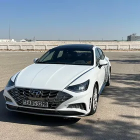 Hyundai Sonata 2021