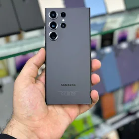 S23 Ultra 12/256GB