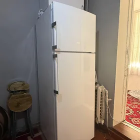 Vestel holodilnik