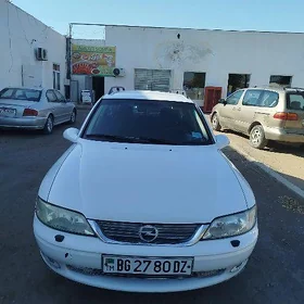 Opel Vectra 2021