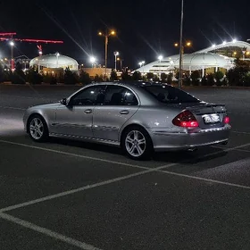 Mercedes-Benz E350 2006