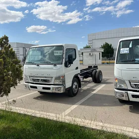 Mitsubishi Fuso 2025