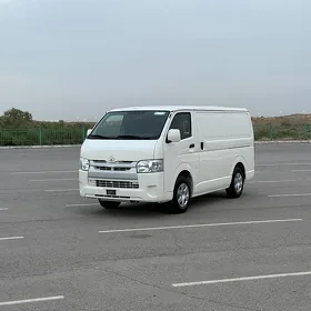Toyota Hiace 2026
