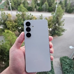Samsung S24 8/256