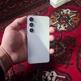 Samsung S24