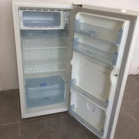 HAIER HOLODILNIK