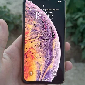 iPhone XS