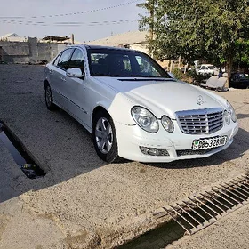 Mercedes-Benz E320 2002