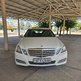 Mercedes-Benz E350 2011