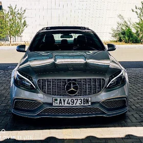 Mercedes-Benz C300 2016